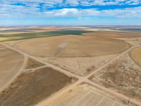 Irrigated Farmland with Center Pivot