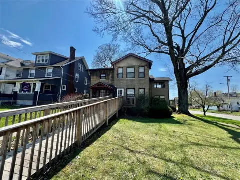 Adaptable Commercial Space Available