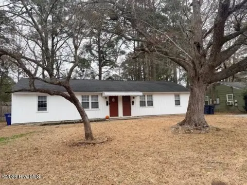 Remodeled Duplex in Northwoods Subdivision