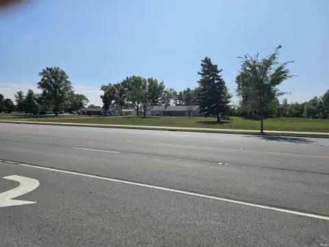 Commercial Land in Growing Area