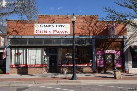 Retail Location in Downtown
