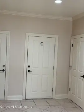 Office Unit With Waiting Area