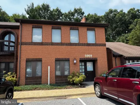 Two-Level Office Condominium Suite
