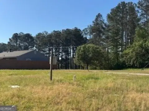 Buildable Lot in Fairburn, Georgia