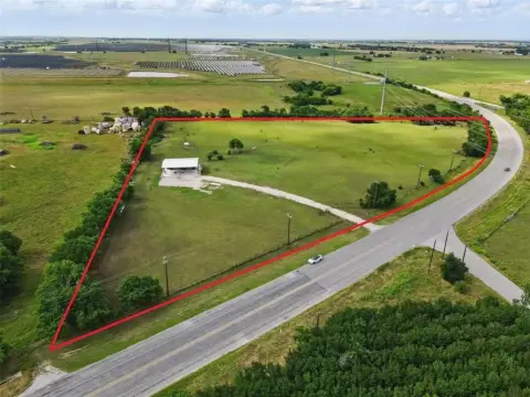Unrestricted Land in Gainesville, Texas