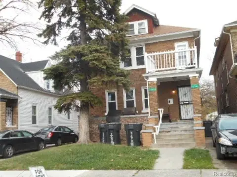 Detroit Duplex with Income Potential