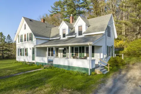 Boothbay Region Mixed-Use Property