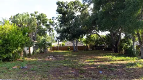 Residential Lot in Clearwater