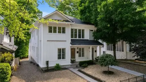Duplex with Renovated Kitchens