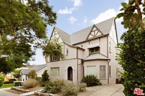 Tudor Duplex