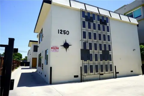 Seven-Unit Multifamily Apartment Building