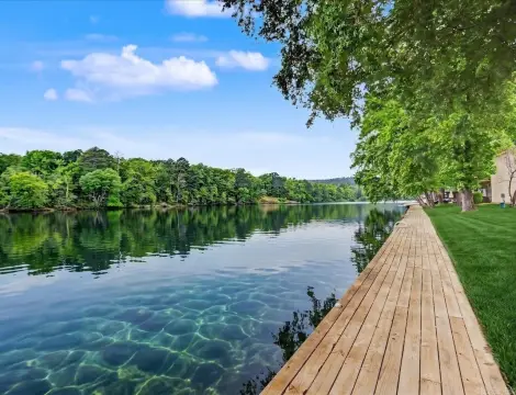 Lakefront Turnkey Condo for Sale