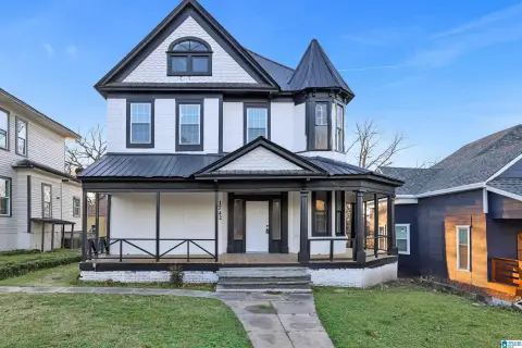 Fully Renovated Triplex with 3 Units