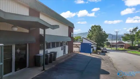 Guntersville Commercial Opportunity on Hwy