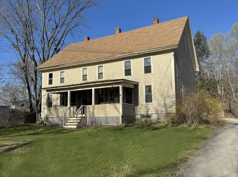 Charming Triplex Near Downtown Hallowell