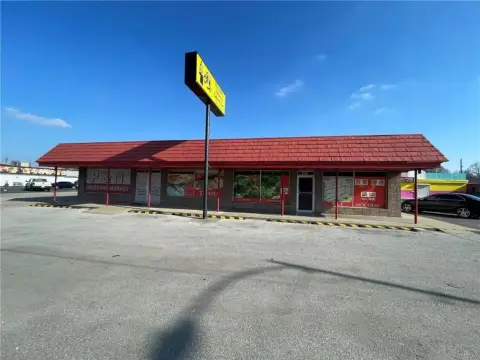 Springdale Commercial Space For Sale