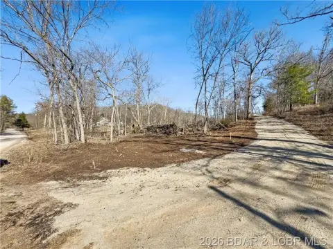 Camdenton Acreage with Ozark Views