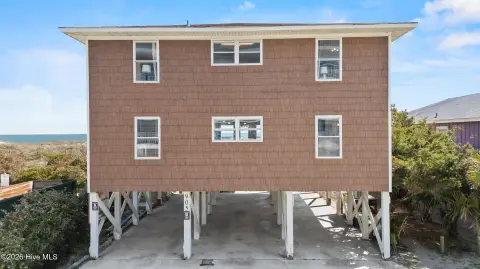 Oceanfront Duplex: Seaside Serenity