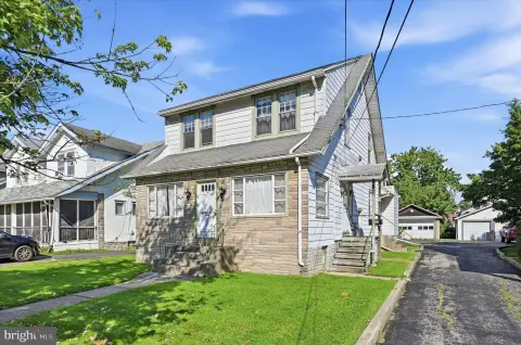 Duplex with Detached Garage