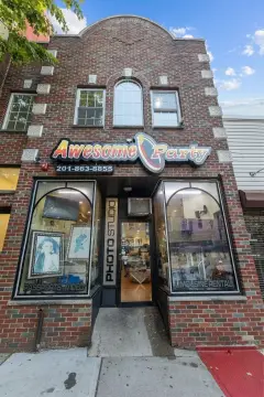 Mixed-Use Building with Street Retail