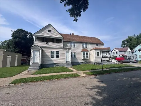 Two-Unit Duplex with Garage
