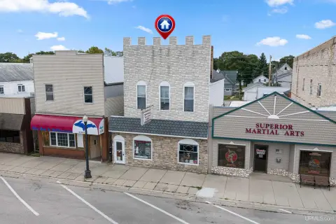 Mixed-Use Property with Apartment