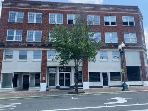 Historic Creswell Hotel in Shreveport