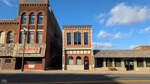 Downtown Brazil Office with Expansion