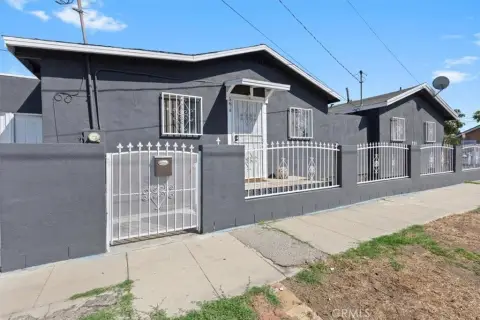 Detached Two-Unit Duplex