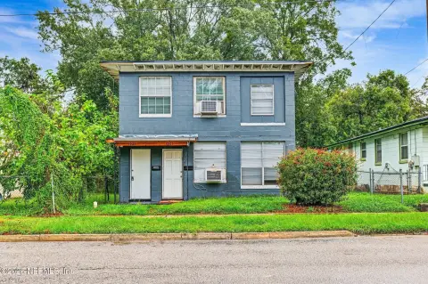 Duplex in Six-Property Portfolio