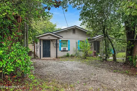 Duplex in 12-Unit Portfolio
