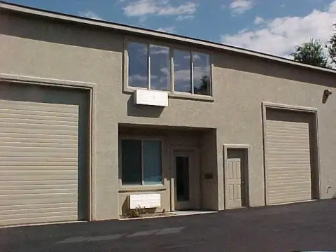 Flex Space With Warehouse Area