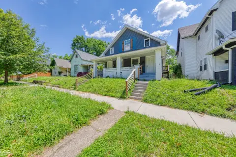 Renovated Fourplex with Mixed Units