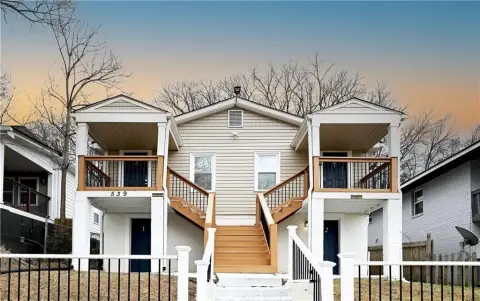 Renovated Quadplex in Prime Location