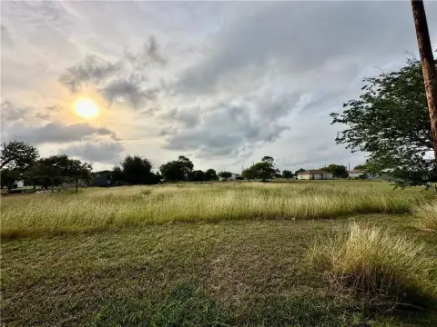 Bayside, TX Large Lot