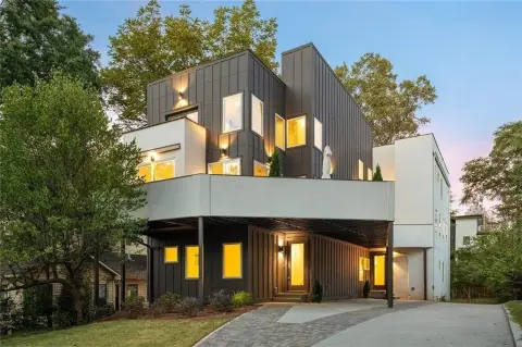 Residential Income Property with Rooftop