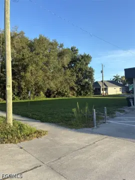 Buildable Double- Lot Zoned Commercial-Multifamily