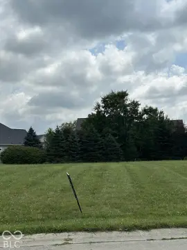 Residential Lot in Cricket Reel