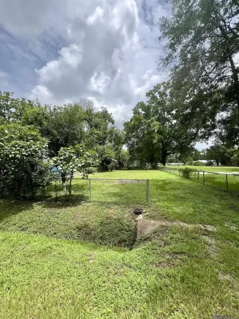 Residential Land in Gonzales, LA