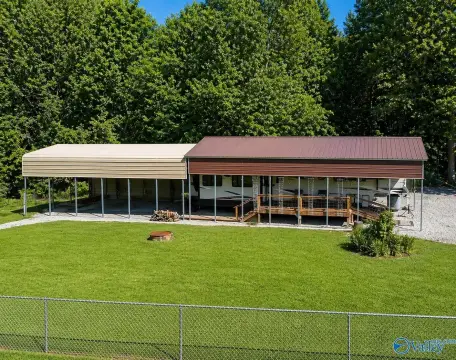 Weiss Lake Oasis Awaits
