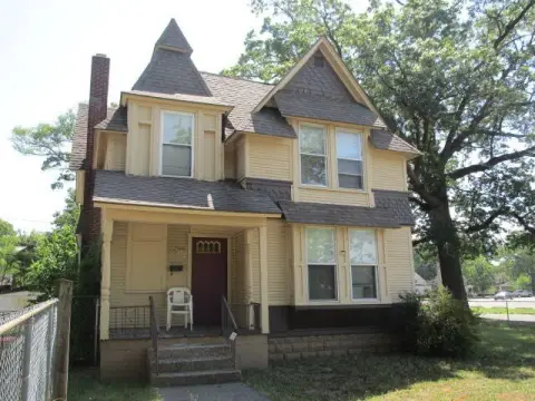 Queen Anne Victorian Duplex