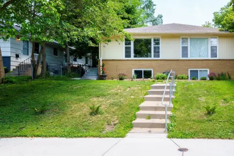 Duplex with Vacant Owner-Occupy Side