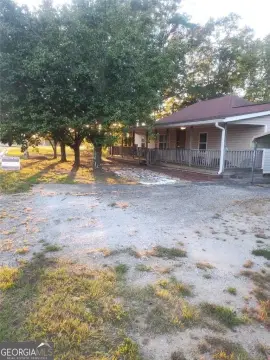 Winston Commercial Property on Veterans