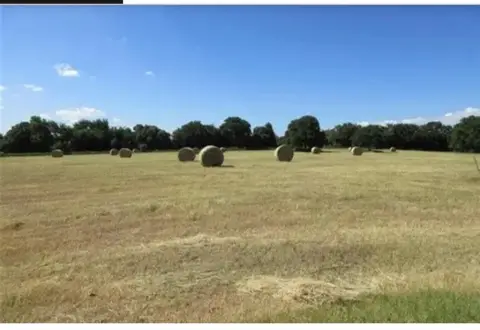 Bridgeport Ranch with Trinity River Frontage