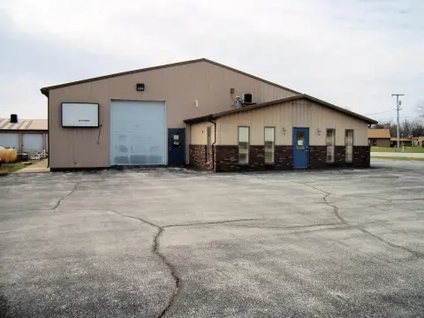 Mixed-Use Building on Corner Lot