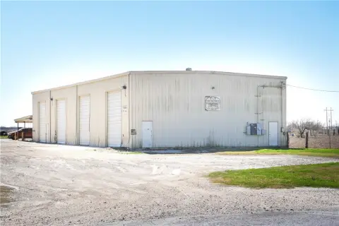 Flex Property With Industrial Yard
