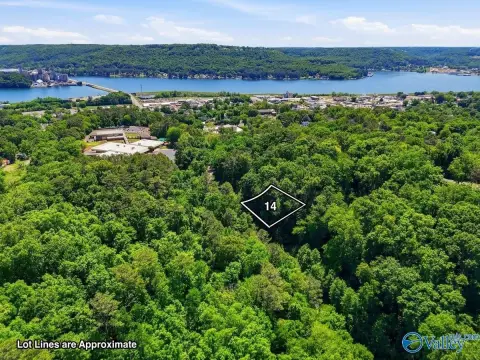 Residential Lot in Guntersville, AL