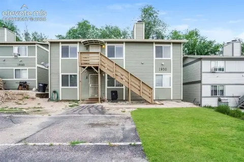 Two-Unit Duplex with Vacant Unit