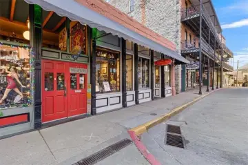 Historic Eureka Springs Retail Triplex
