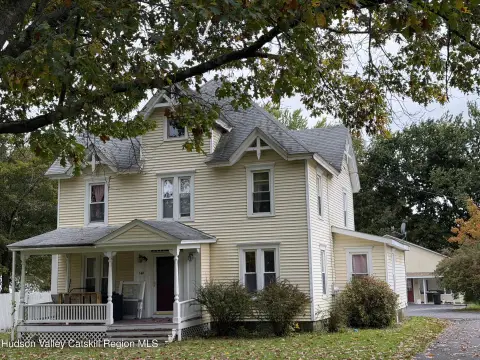 Multifamily Property with Rear Units